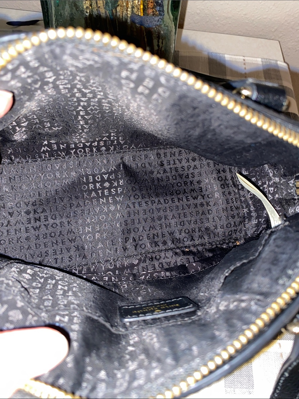 Kate Spade 
Black Mini Reiley Laurel Way Purse- Glitter Mini
New without tags - Picture 6 of 14
